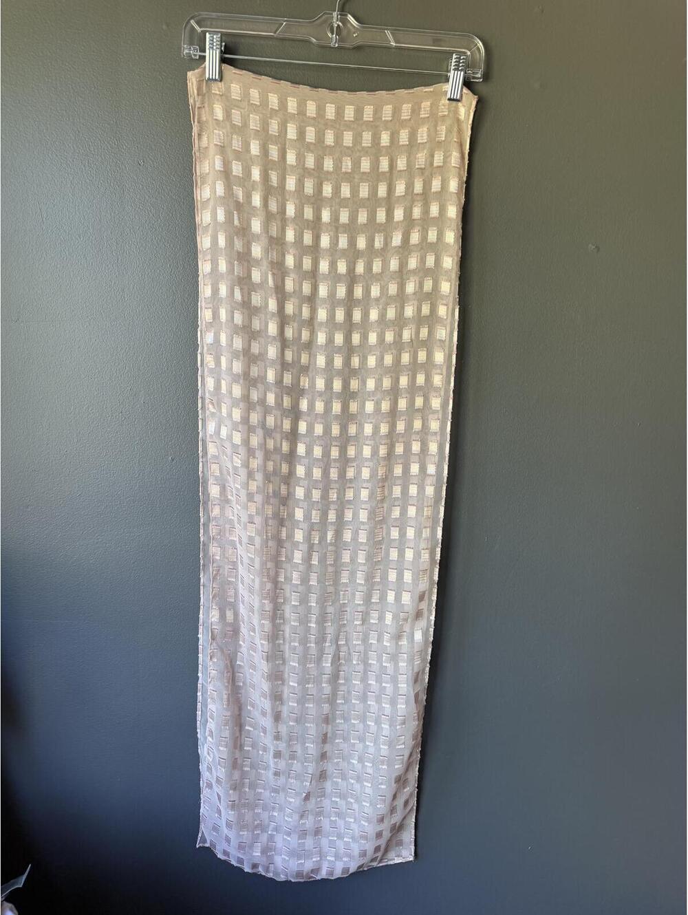 Pale Pink Sheer Square Pattern Scarf/Shawl